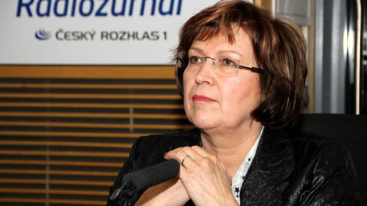 Ministryně práce a sociálních věcí Ludmila Müllerová mluvila o výplatách sociálních dávek pomocí sKaret