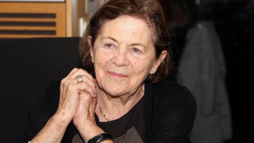 Eva Erbenová tvrdí, že pobyt v koncentračním táboře v Osvětimi strávila jako pod závojem