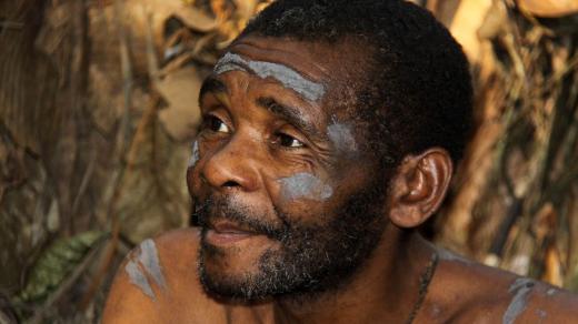 Náčelník kmene kamerunských pygmejů