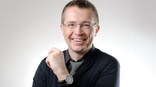 Roman Šmucler, moderátor Dvojky, prezident České stomatologické komory