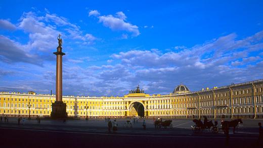 Petrohrad očima Martina Loewa; Palácové náměstí