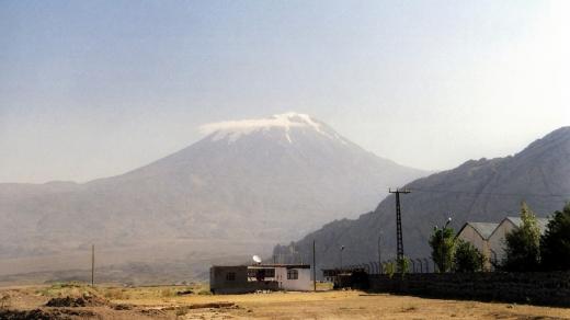 hora Ararat