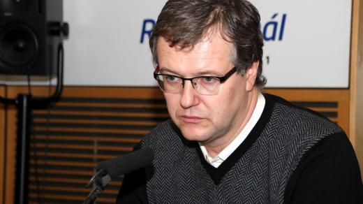 Petr Zahradník, ekonom