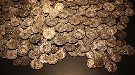 Staré římské mince (ilustrační snímek)