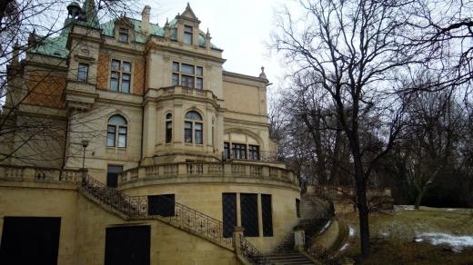 Wolfrumova vila, dnes sídlo Českého rozhlasu Sever v Ústí nad Labem
