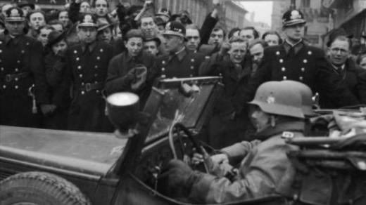 15. března 1939 přijíždějí do Prahy německé okupační jednotky a vzniká Protektorát Čechy a Morava