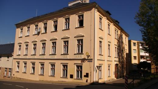 Rodný dům Leo Slezaka na adrese Adolfa Kašpara 90/1 v Šumperku