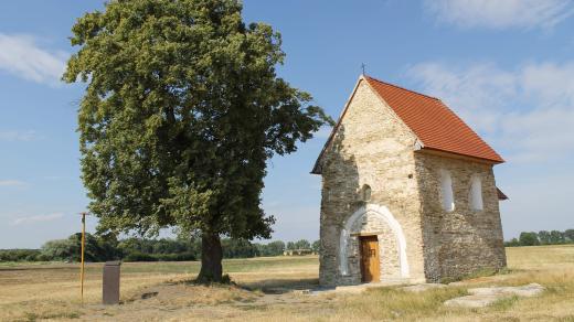 Kostel svaté Margity Antiochijské v Kopčanech, patrně nejstarší křesťanský kostel ve střední Evropě