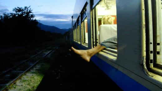 Ve vlaku v Barmě