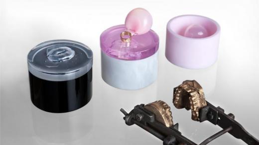 Michaela Mertlová / Munchies. Vítězná práce Stanislav Libenský Award 2014