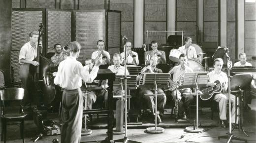 Gustav Brom a jeho orchestr, začátky