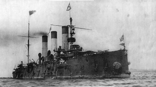 Křižník Aurora- snímek z roku 1905