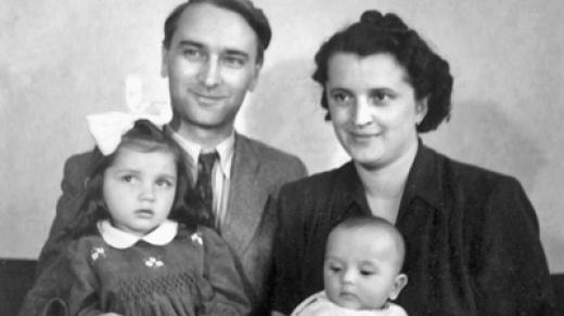 JUDr. František Valena s manželkou Danicou a dětmi