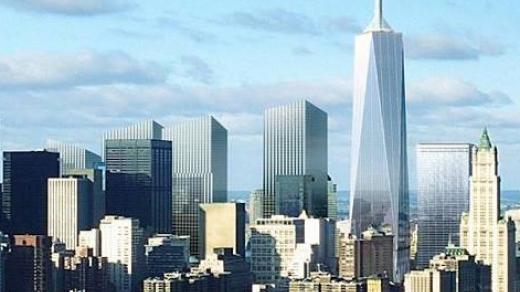 Freedom Tower je vytýkáno, že na místě největší americké tragédie poslední doby nevznikla živá oblast, kde by se mohli kolemjdoucí zastavovat k odpočinku, ale jen další budova
