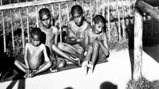 Romský holokaust: první romský transport do Osvětimi odjel z Brna v roce 1943