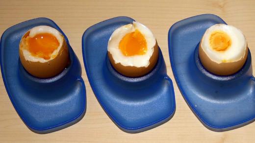 Různé stupně uvaření vajec