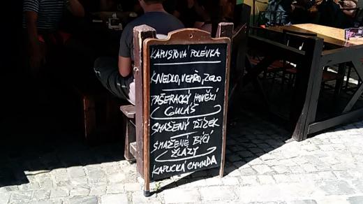 Kritická situace českých restaurací v turistických destinacích - menu