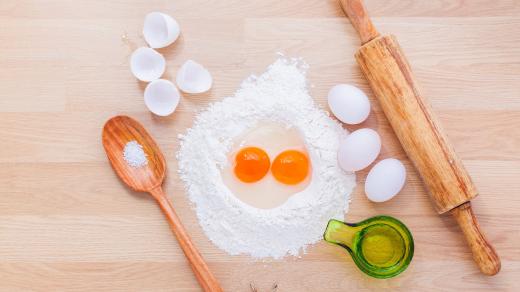 Mouka, vejce, pečení, vaření, kuchyň (ilustrační foto)