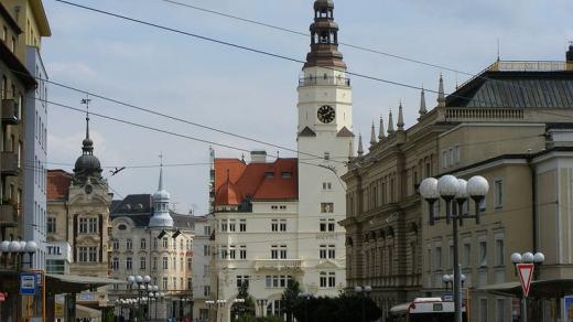 Opava, radnice v centru města