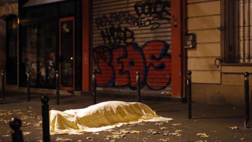 Jedna z obětí teroristického útoku v klubu Bataclan, Paříž