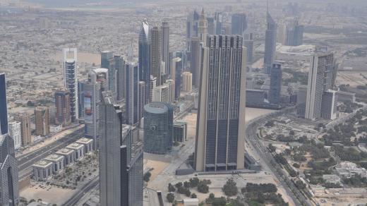 Nepolevující oteplování podle studií způsobí, že města v Perském zálivu, jako jsou Abú Zabí nebo Dubaj, budou během několika let prakticky neobyvatelná.