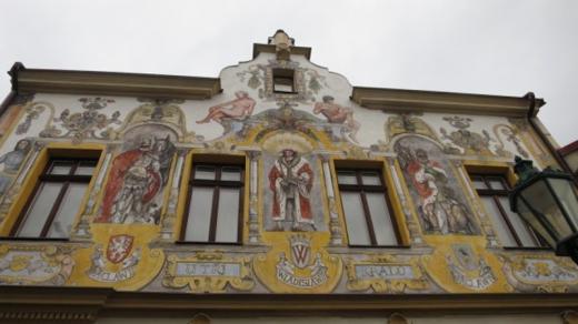 Fresky vyobrazují tři české krále