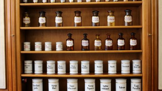 Stará lékárna (ilustrační foto)