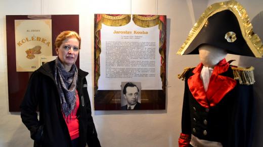 Výstava o Jaroslavu Koubovi v Telči. Na snímku je Helena Grycová Benešová z tamního muzea
