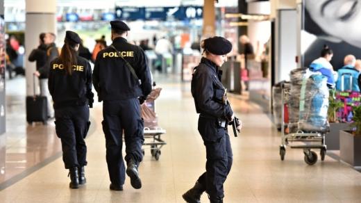 Zpřísněná bezpečnostní opatření platí i na Mezinárodním letišti Václava Havla v Praze