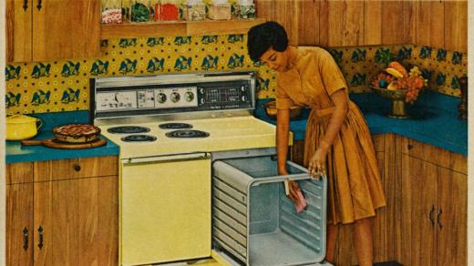 Domácí práce - housewife - žena v domácnosti