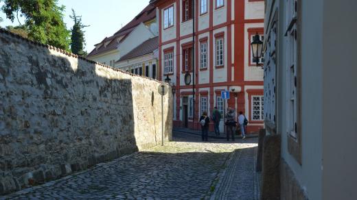 Nový Svět s domem U Zlatého hroznu