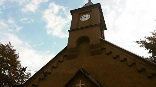 Bohumín zaplatil nové hodiny na věži kaple v městské části Pudlov