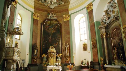 Interiér kaple sv. Štěpána ve vojenské nemocnici na olomouckém Hradisku