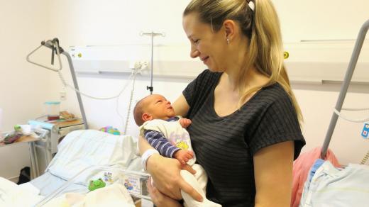 První miminko roku 2017 se v pardubické nemocnici narodilo 1. ledna ve 2:29 ráno