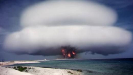 Spojené státy zveřejnily desítky videí ze zkoušek jaderných bomb