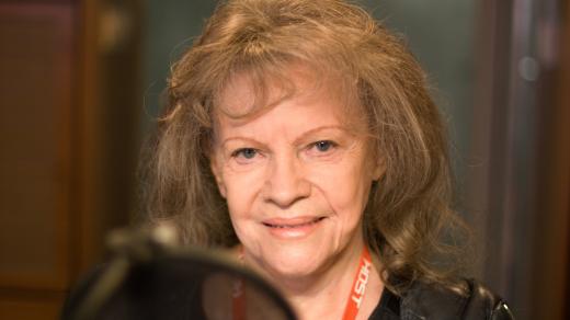 Eva Pilarová ve studiu Českého rozhlasu v roce 2017