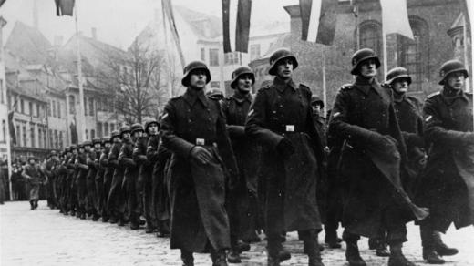 Jednotky litevské Dobrovolné legie SS v listopadu 1943 (Scherl Bilderdienst)