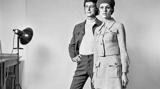 Výstava Nech šije! Móda na Slovensku 1945–1989