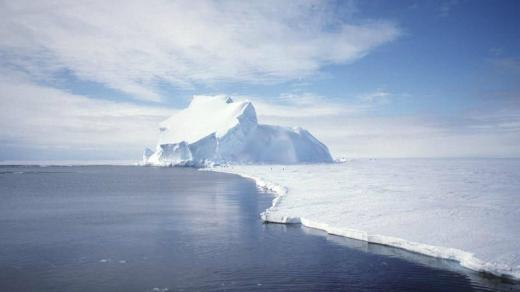 Antarktida - co skrývá pod ledovou přikrývkou?