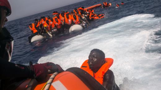 Během června si země unie přerozdělily tři tisícovky uprchlíků