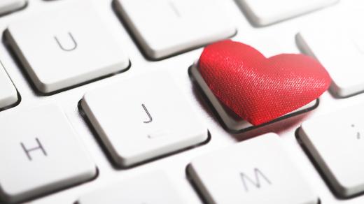 láska přes internet