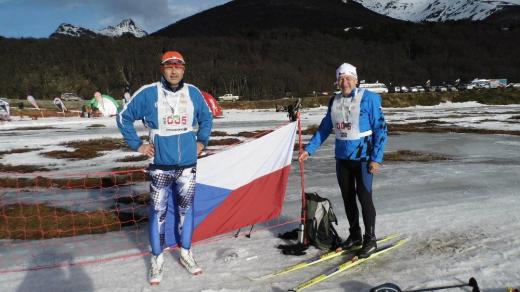Rudolf Špicar a Vladimír Matějka z Vrchlabí lyžovali v Argentině