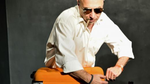 Ztráta obsahu v konfekčním obalu. Vladimir Benderski