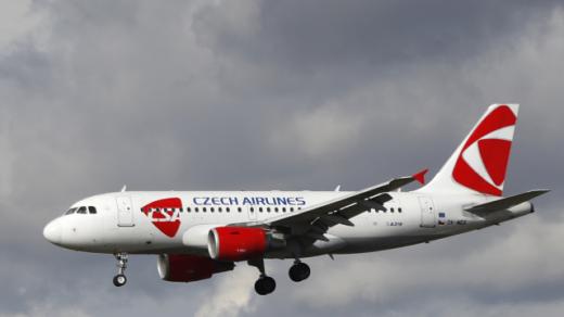 Většinový podíl v Českých aerolinkách bude mít společnost Travel Service