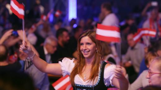 Jeden srozumitelný vzkaz rakouští voliči v neděli vyslali, a to že si přejí změnu