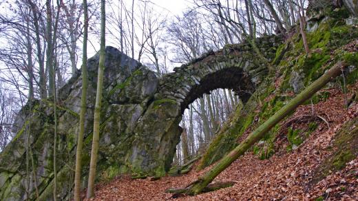 Čertův most u Mladče je obestřen mnoha pověstmi