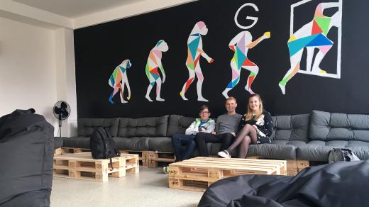 Odpočinková místnost na gymnáziu Dašická