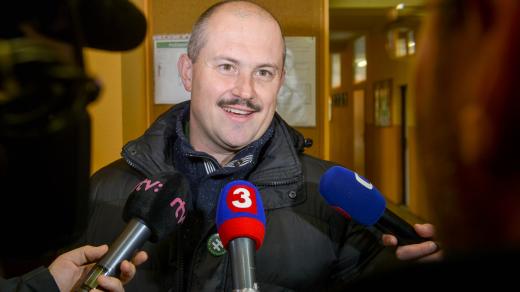 Předseda Ľudové strany Naše Slovensko Marian Kotleba neobhájil v krajských volbách post župana