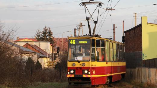 Polská tramvajová linka č. 46 mezi Lodží a Ozorkówem jezdila 96 let