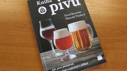 Kniha o pivu, kterou vydalo nakladatelství Smart Press